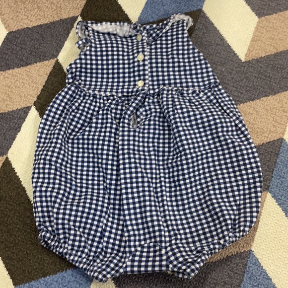 Ralph Lauren romper - Picture 4 of 5